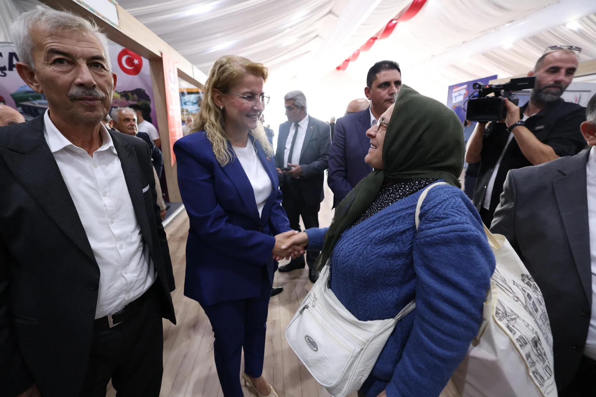 BAŞKAN OVALIOĞLU, MALATYA KÜLTÜR GÜNLERİ’NİN AÇILIŞINA KATILDI